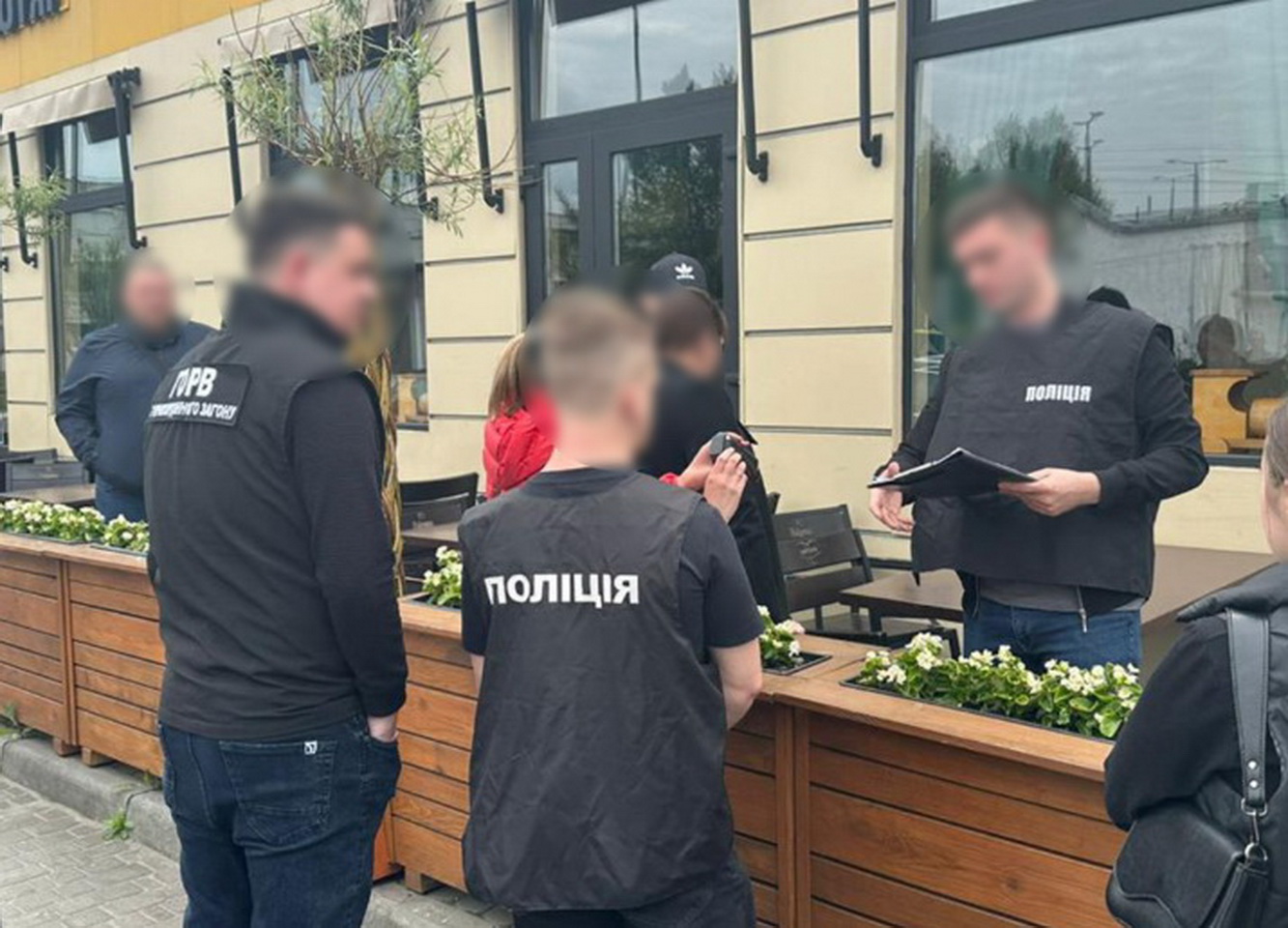 Група «туристів» на човні та хабарі до 25 тисяч: на Вінниччині та ще в п’яти регіонах викрили канали втечі ухилянтів