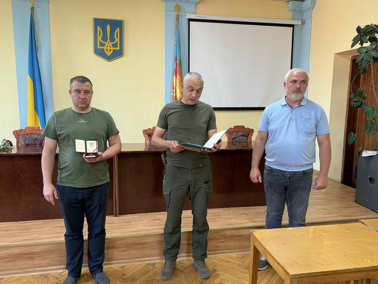 Родини двох полеглих Захисників з Вінниччини отримали ордени «За мужність» - фото 3