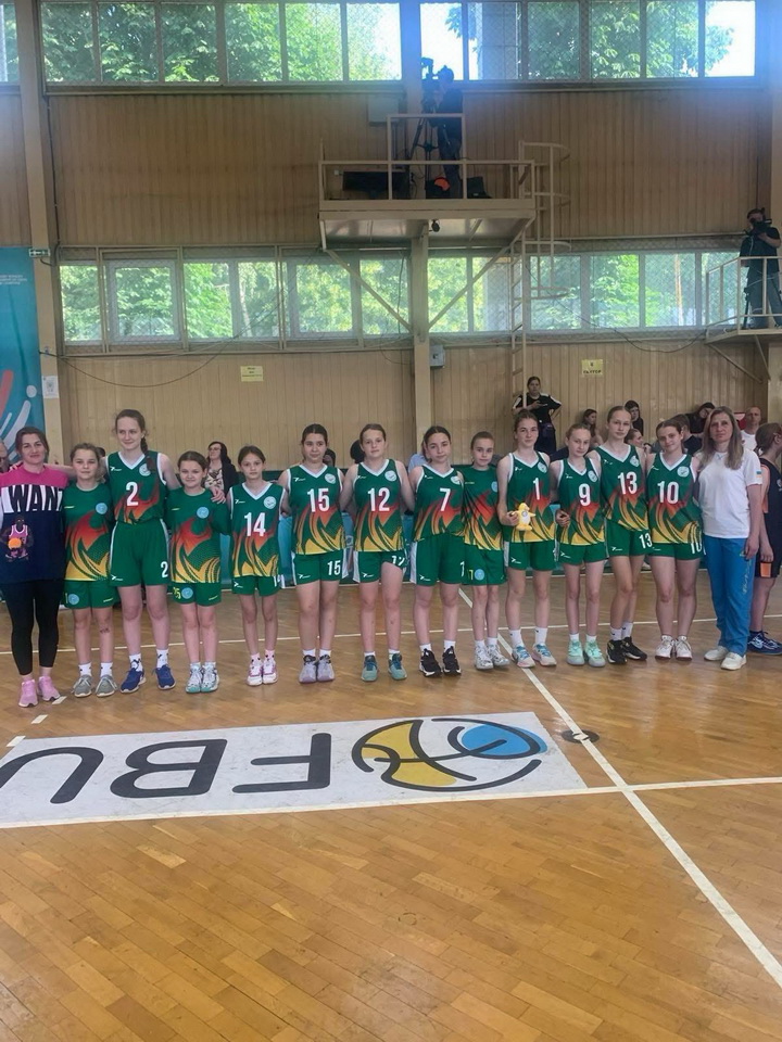 Юні вінничанки вибороли «бронзу» на змаганнях «Пліч-о-пліч. Всеукраїнські шкільні ліги»