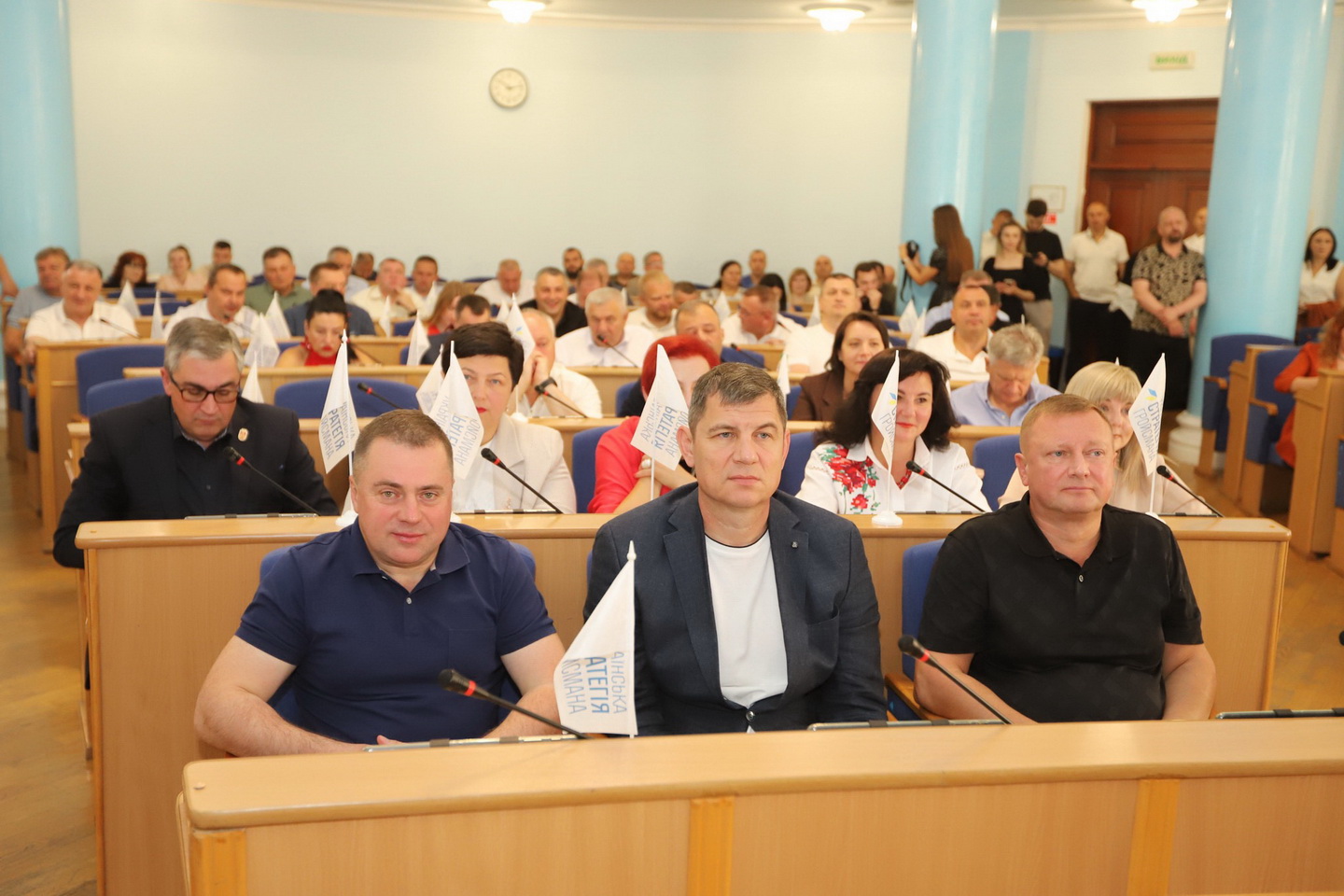 На сесії обласної ради підтримали військових - фото 6