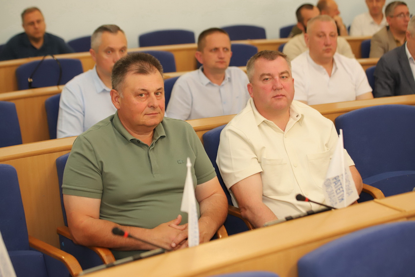 На сесії обласної ради підтримали військових - фото 17