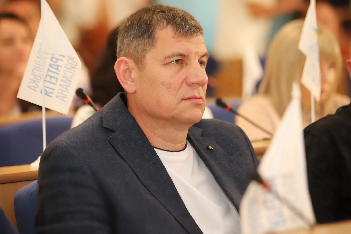 На сесії обласної ради підтримали військових - фото 23