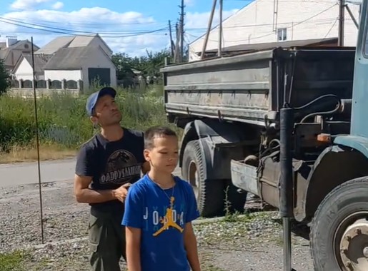 Родина полеглого воїна пожертвувала майже пів мільйона на дзвони для церкви на Вінниччині
