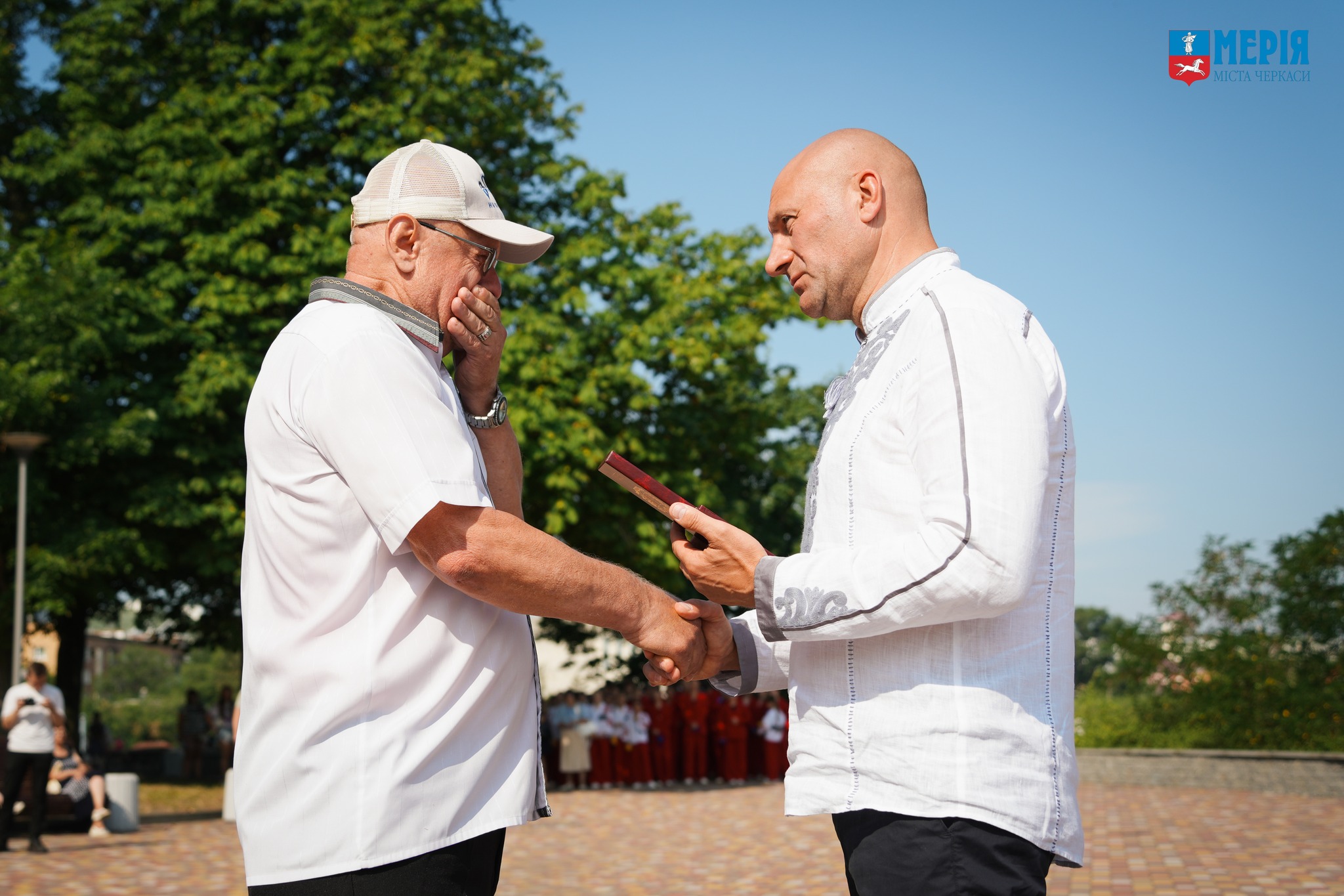 В День Української Державності у Черкасах військові, волонтери та ветерани отримали нагороди - фото 5