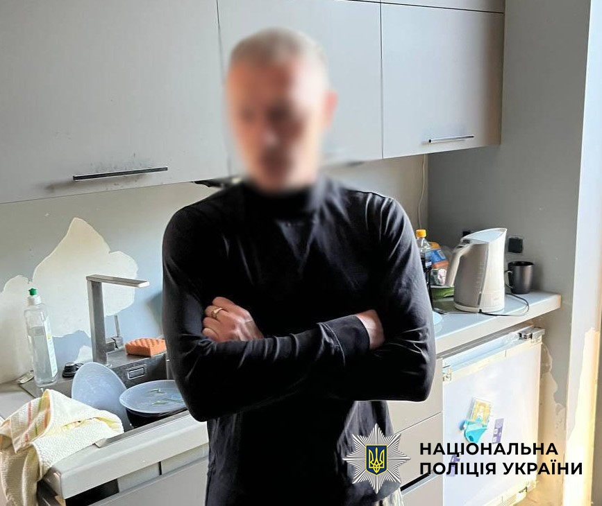 У Києві викрали 15 мільйонів гривень із багажника авто пункту обміну валют - фото 2