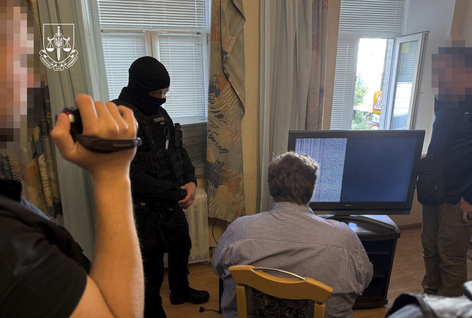 Кіберполіцейські закрили низку інтернет-ресурсів, які розповсюджували дитяче порно - фото 2