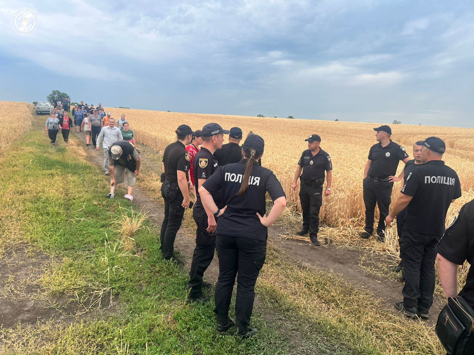 Пів дня всім селом шукали 4-річну дівчинку на Житомирщині