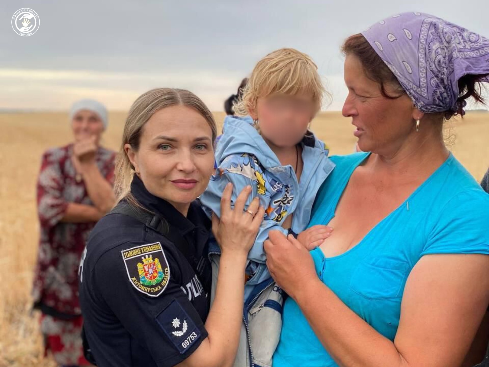 Пів дня всім селом шукали 4-річну дівчинку на Житомирщині - фото 3