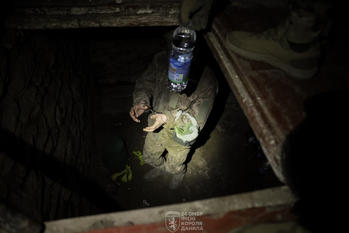 У полон взяли російських десантників, які колись вважалися елітою. Фото - фото 4