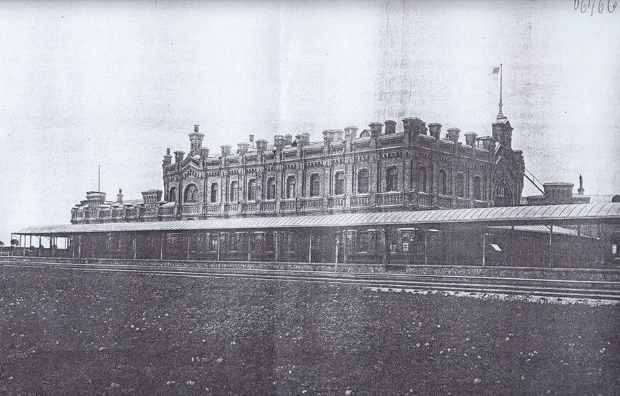 «Корабель, що пливе у залізну гавань»: що спільне з Ейфелевою вежею має козятинський вокзал - фото 3