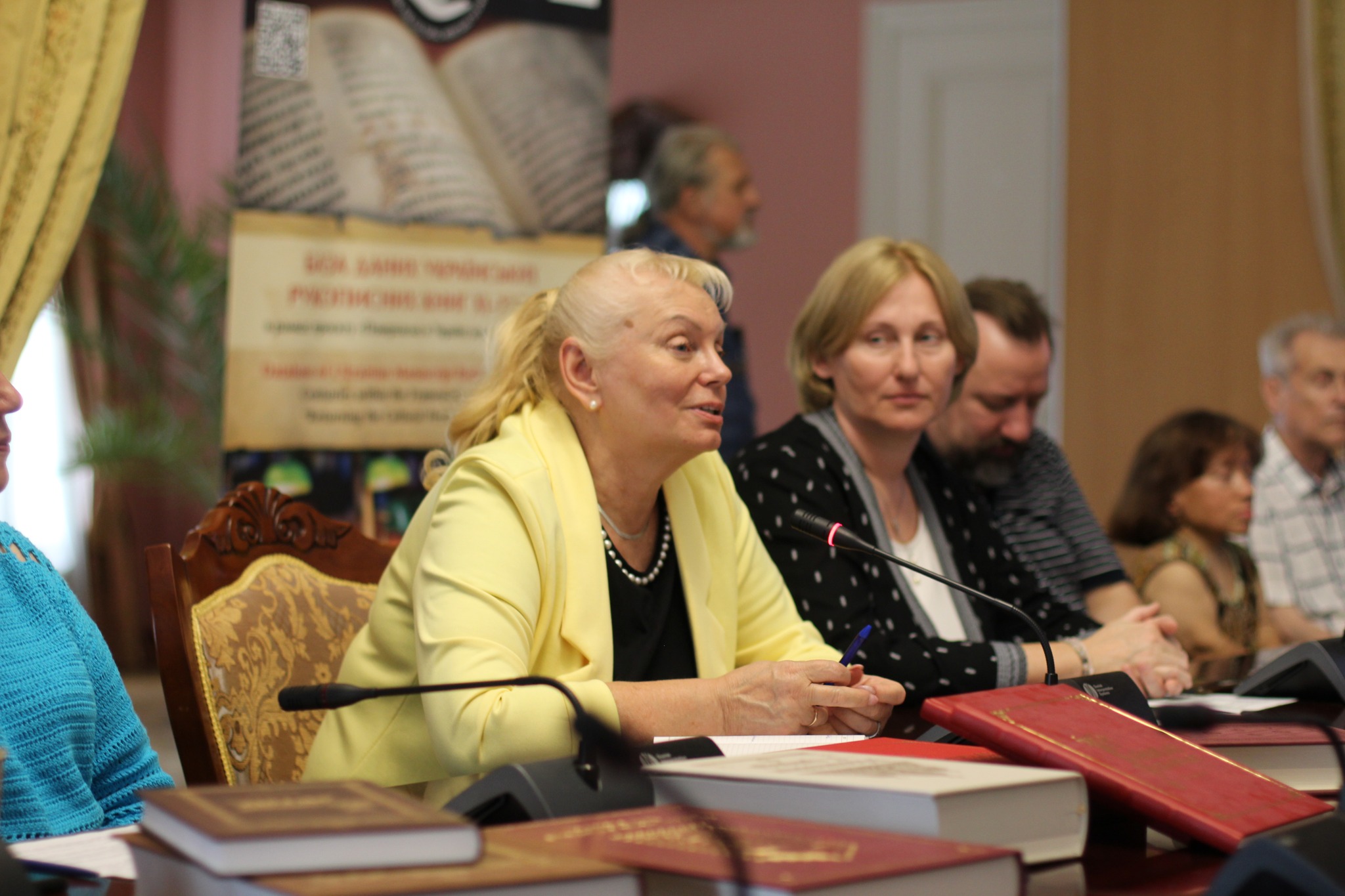 У Софії Київській презентували проєкт з української рукописної книги XI–XVI століть