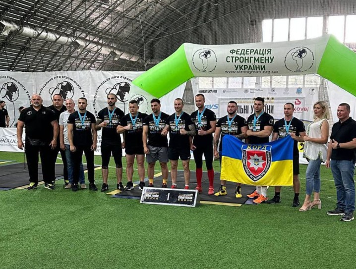 Черкаські поліцейські вибороли «бронзу» на всеукраїнських змаганнях зі стронгмену