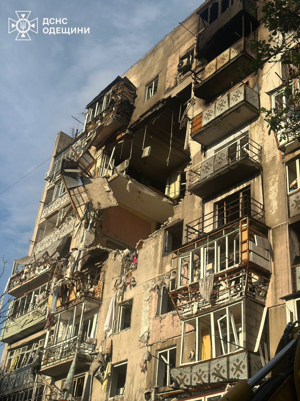 «Росія не припиняє терору»: Зеленський прокоментував російські удари по містах України - фото 6