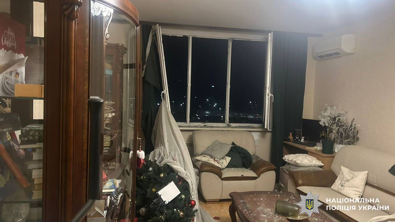 У Києві пошкоджена багатоповерхівка і є постраждалі внаслідок обстрілу