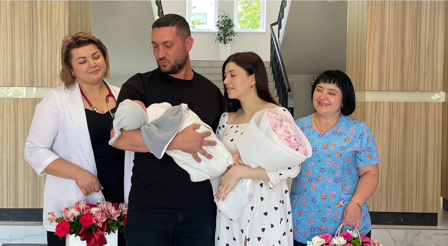У родині українського воїна народився малюк вагою майже 5 кг, тато – знову на фронті