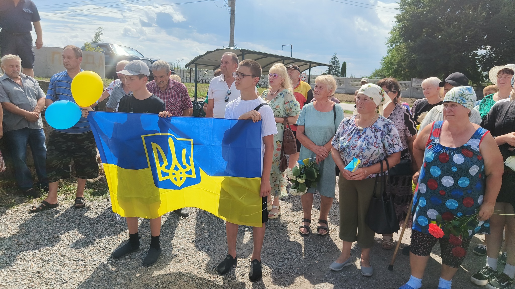 В громаді на Черкащині зустріли захисника, який повернувся з російської неволі
