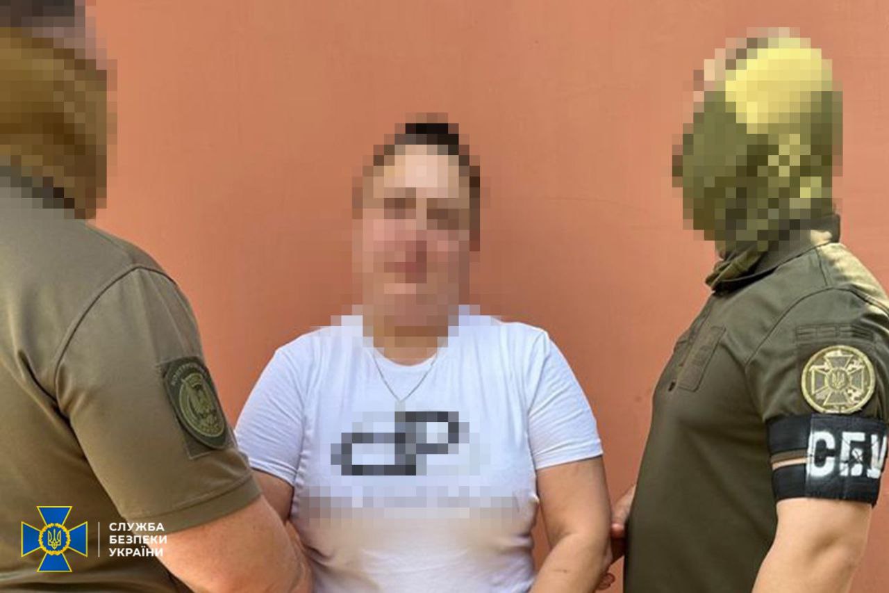 СБУ затримала коригувальників РФ, які готували нові ракетні удари по Україні - фото 2
