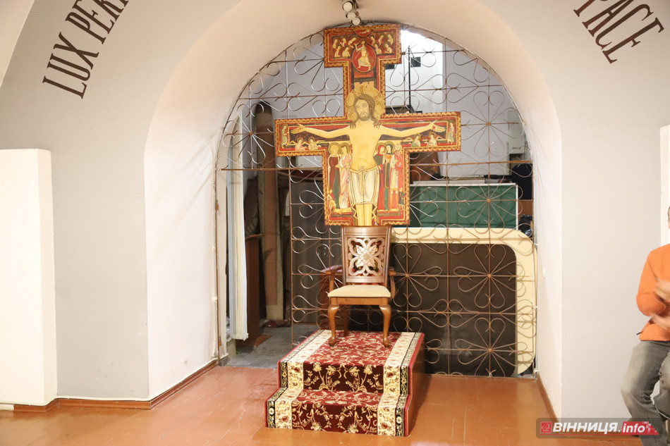 Історія костелу на Соборній та про кладовище, що було у центрі Вінниці