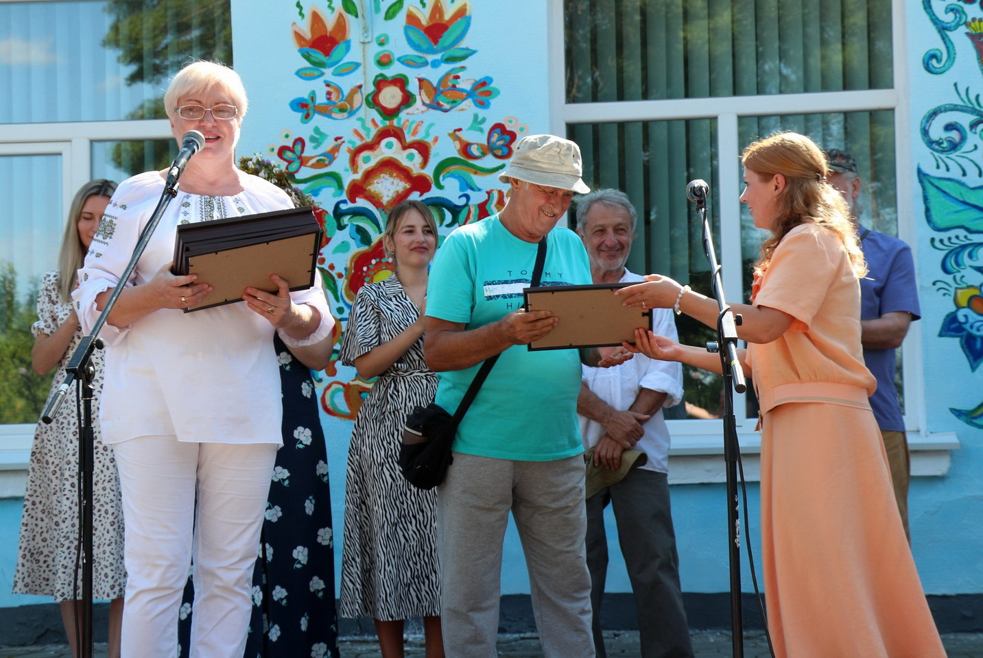 На Вінниччині художники з усієї України розписали стіни шкіл, садочків та хат - фото 22