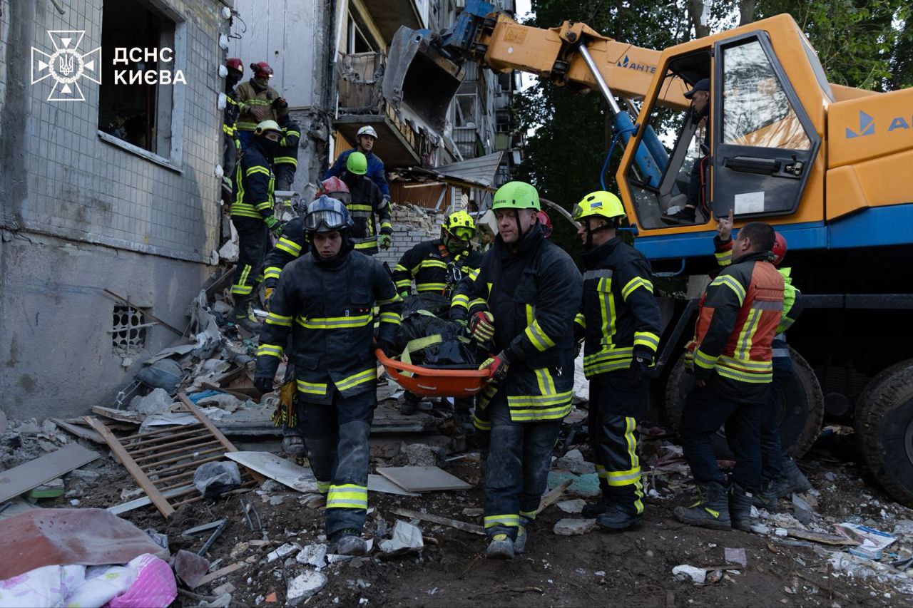 У Києві вже 26 загиблих, серед них 3 дитини - фото 4
