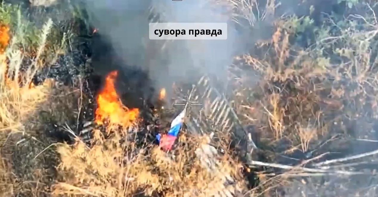 Оборона Часового Яру триває. Українські воїни знищили російські прапори