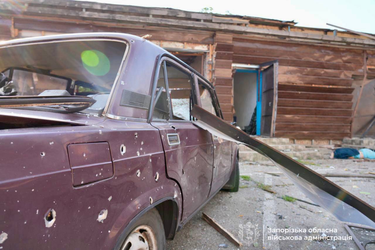 Авіація вдарила по Запорізькому району, є загиблі - фото 2