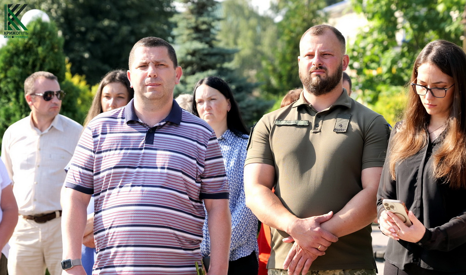 У громаді на Вінниччині рідним полеглих воїнів передали державні нагороди - фото 8