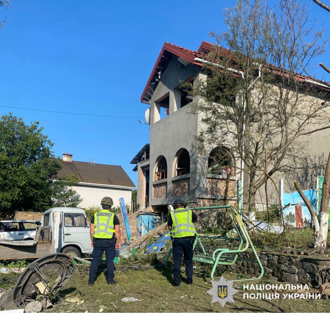 В поліції показали фото наслідків ворожої атаки на Київщину - фото 6