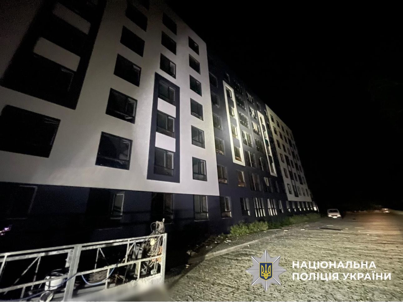 В поліції показали фото наслідків ворожої атаки на Київщину - фото 3