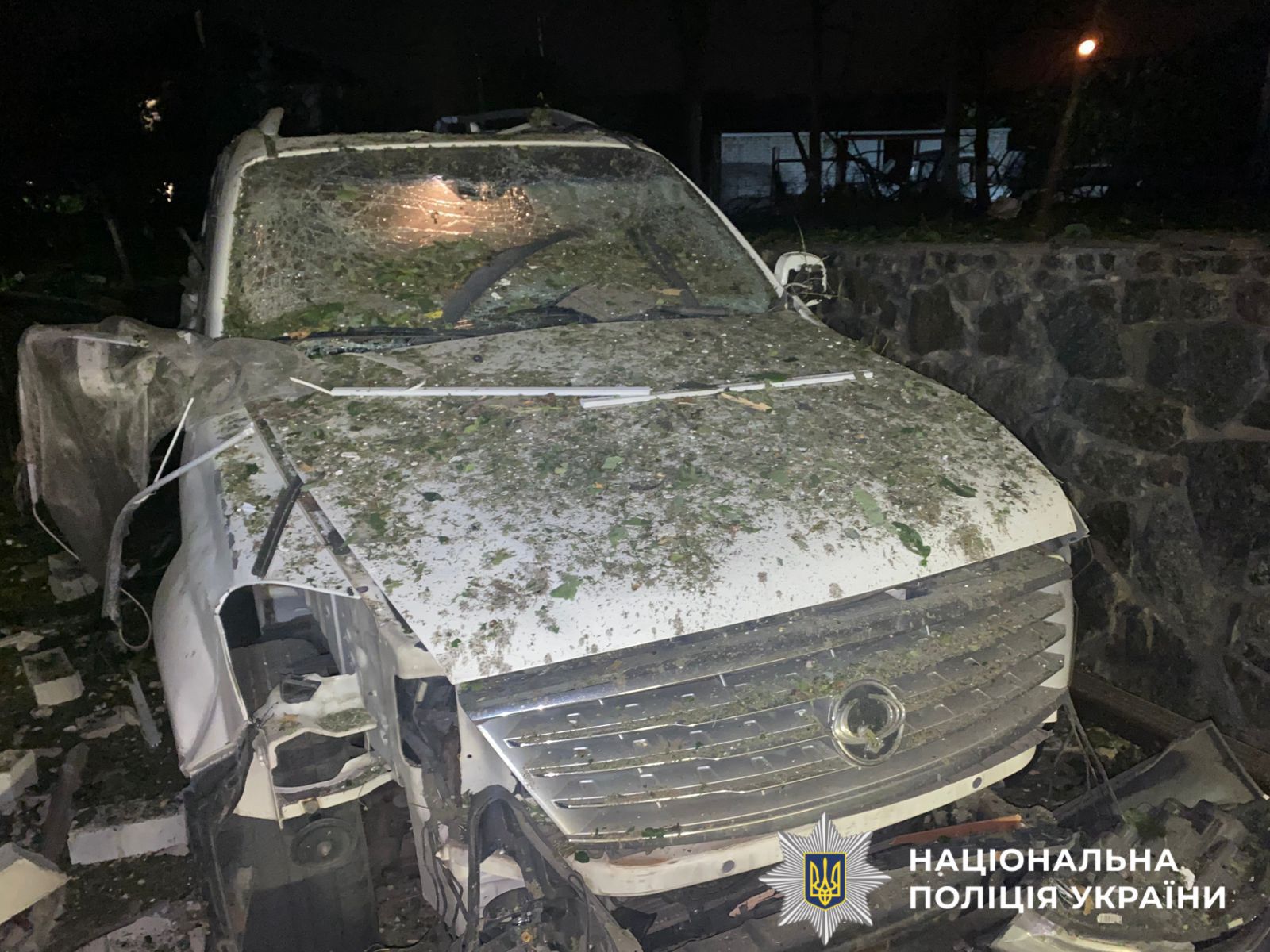 В поліції показали фото наслідків ворожої атаки на Київщину