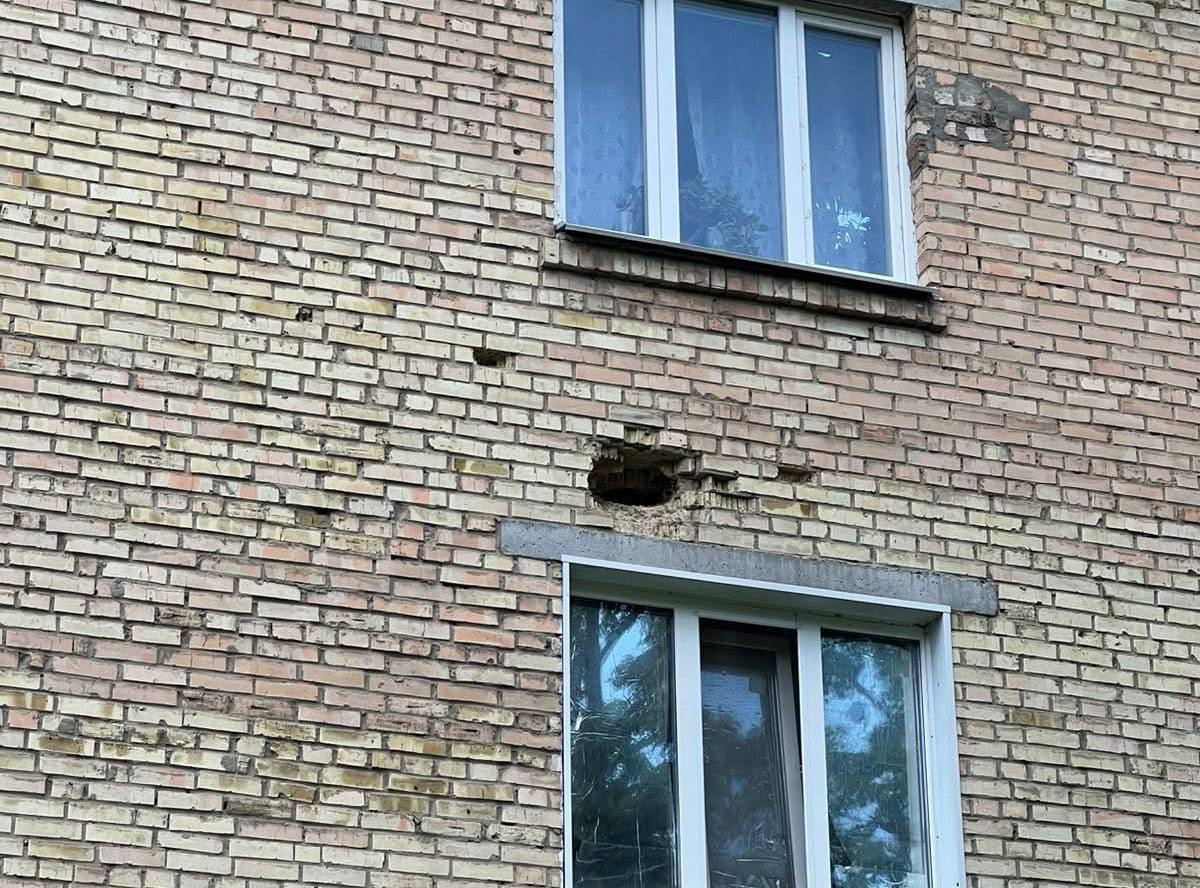 У Бучі пошкоджено понад 50 будинків, дитячий садочок та церкву - фото 9
