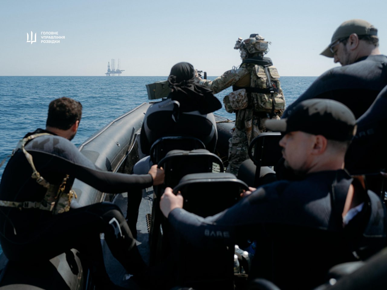 Буданов відвідав острів Зміїний, де позиції тримає «Спецпідрозділ Тимура». Фото і відео - фото 2