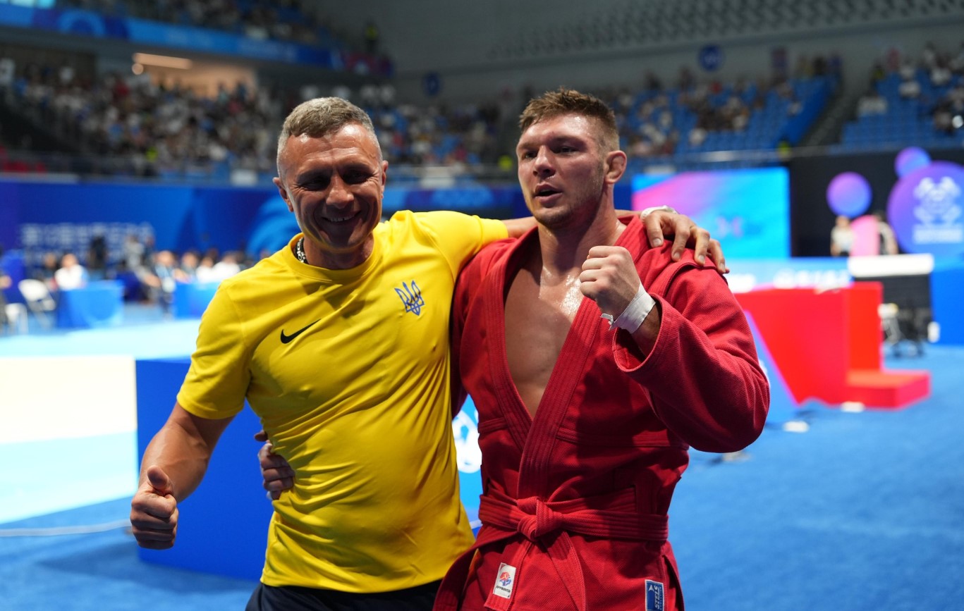 Українські самбісти побили «нейтральних» росіян на Всесвітніх іграх і станцювали гопак - фото 6
