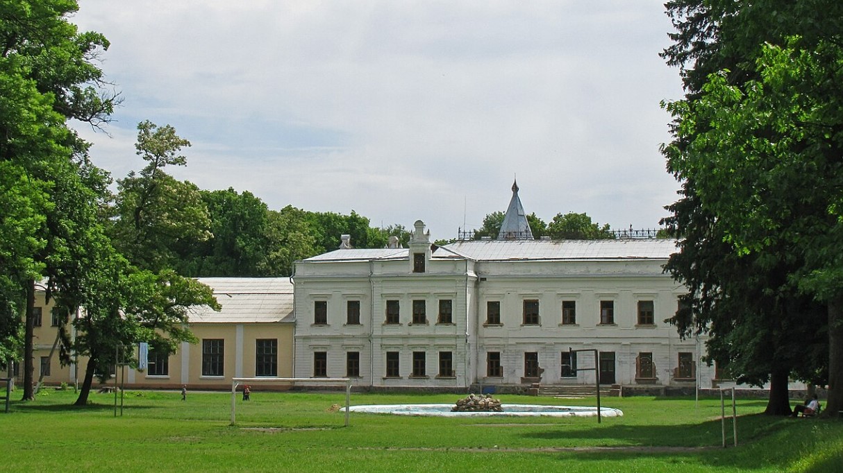 Замок Терещенків: яка доля маєтків у Денишах, Андрушівці та Червоному