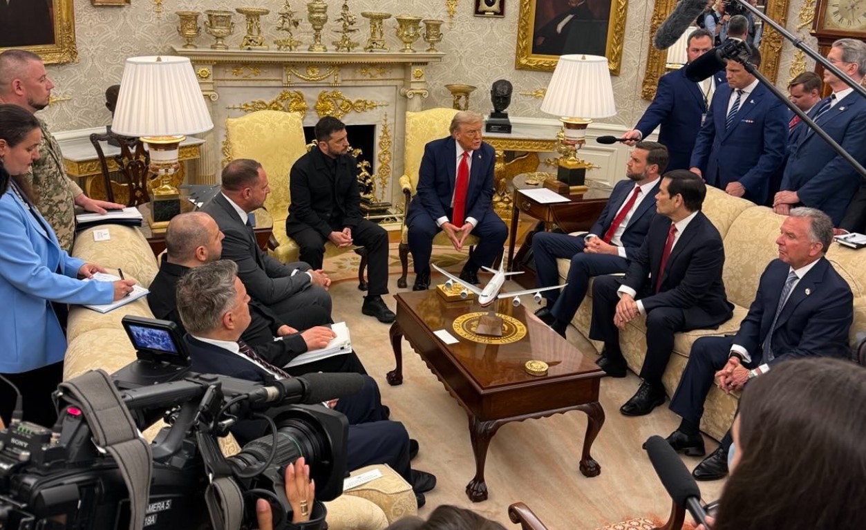 Трамп сказав, що хоче тривалого миру в Україні, а не дворічного затишшя