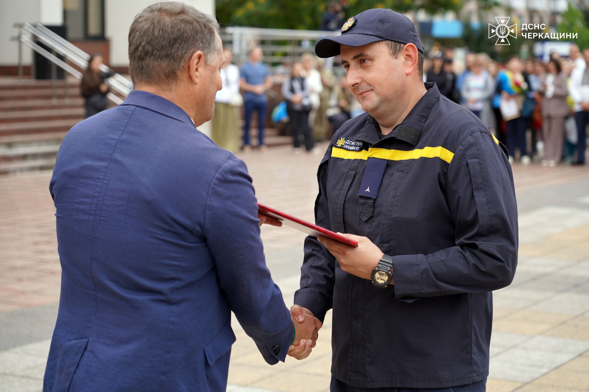Черкаський рятувальник отримав відзнаку «Доблесть Черкащини» - фото 2