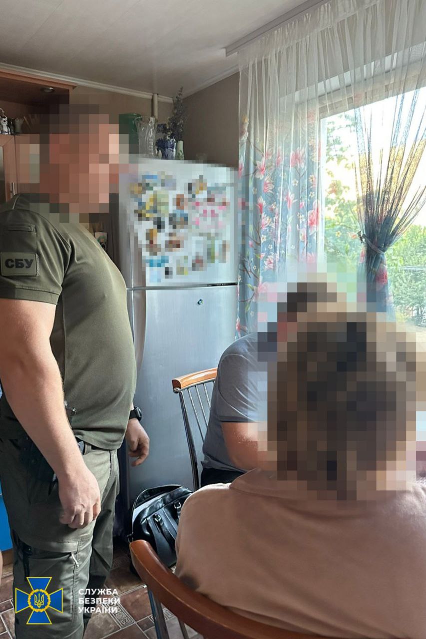 «Сімейний підряд» адвокатів у Запоріжжі займався схемами для ухилянтів