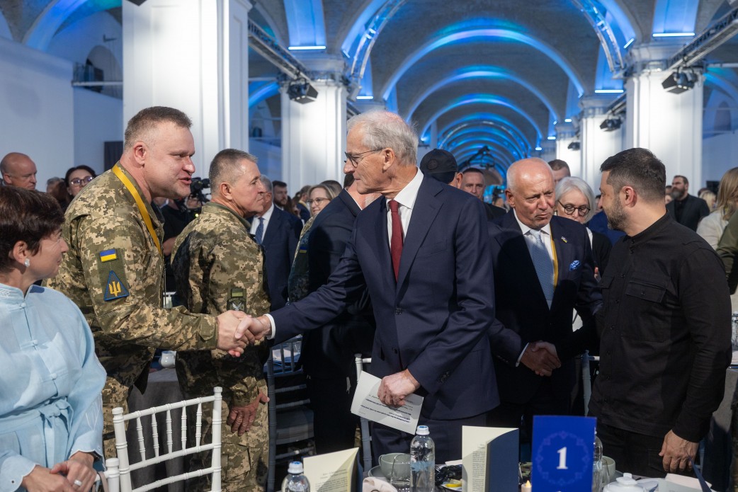 Володимир Зеленський і Йонас Гар Стере взяли участь у Національному молитовному сніданку - фото 3
