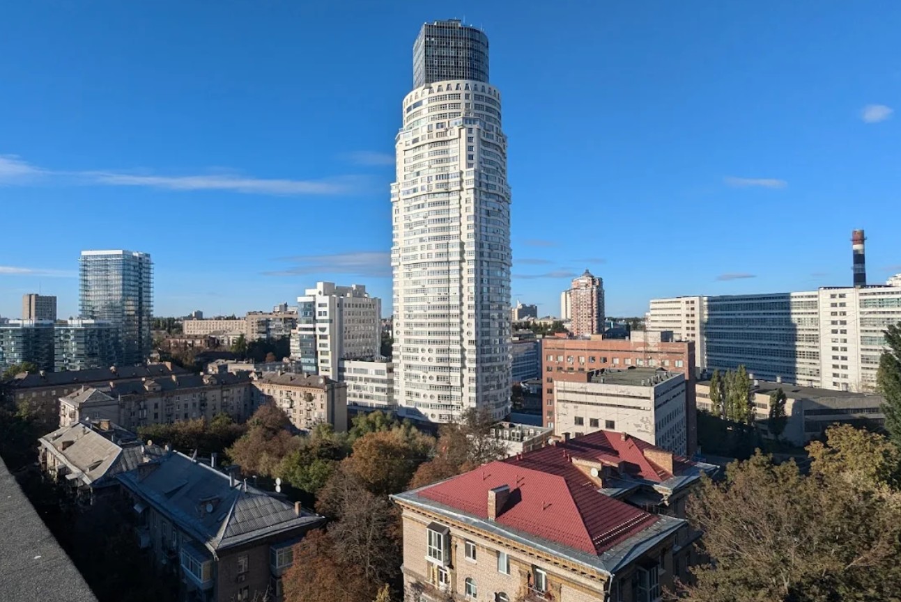 Хмарочоси Києва: екстремально високі, дорогі та популярні будівлі столиці - фото 2