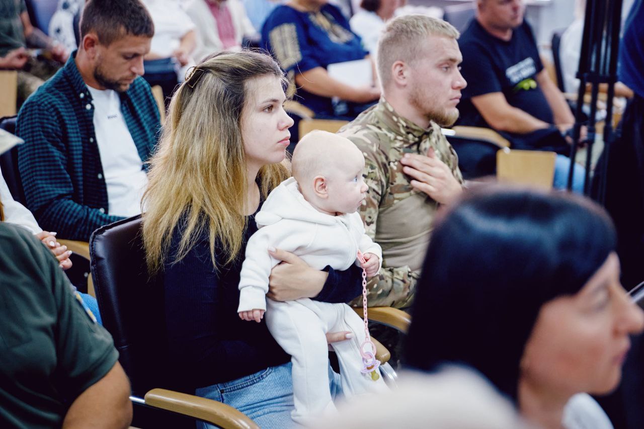 Ветеранам на Черкащині передали ще 30 сертифікатів на придбання житла