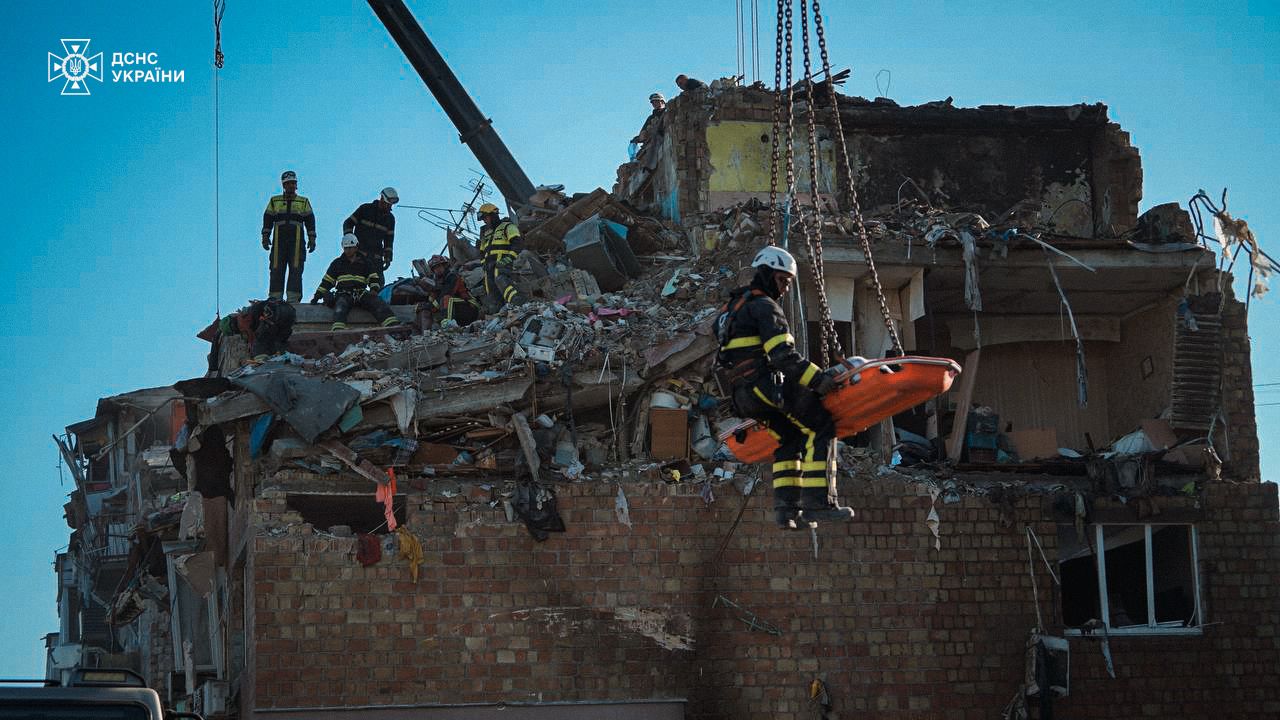 У Києві офіційно підтверджено загибель 19 людей, 4 з них – діти - фото 2