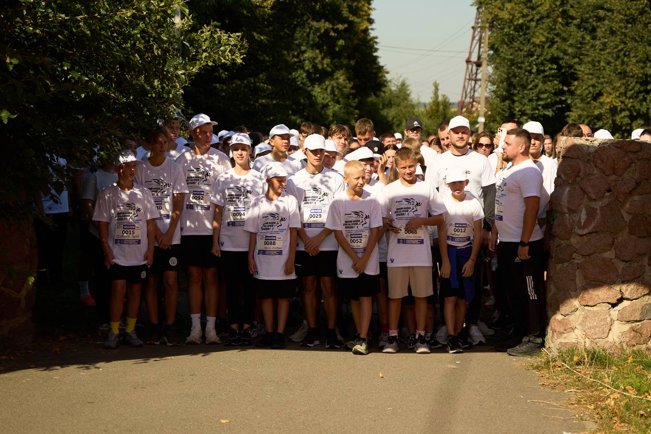 На Київщині відбувся патріотичний забіг «Шаную воїнів, біжу за Героїв України» - фото 2
