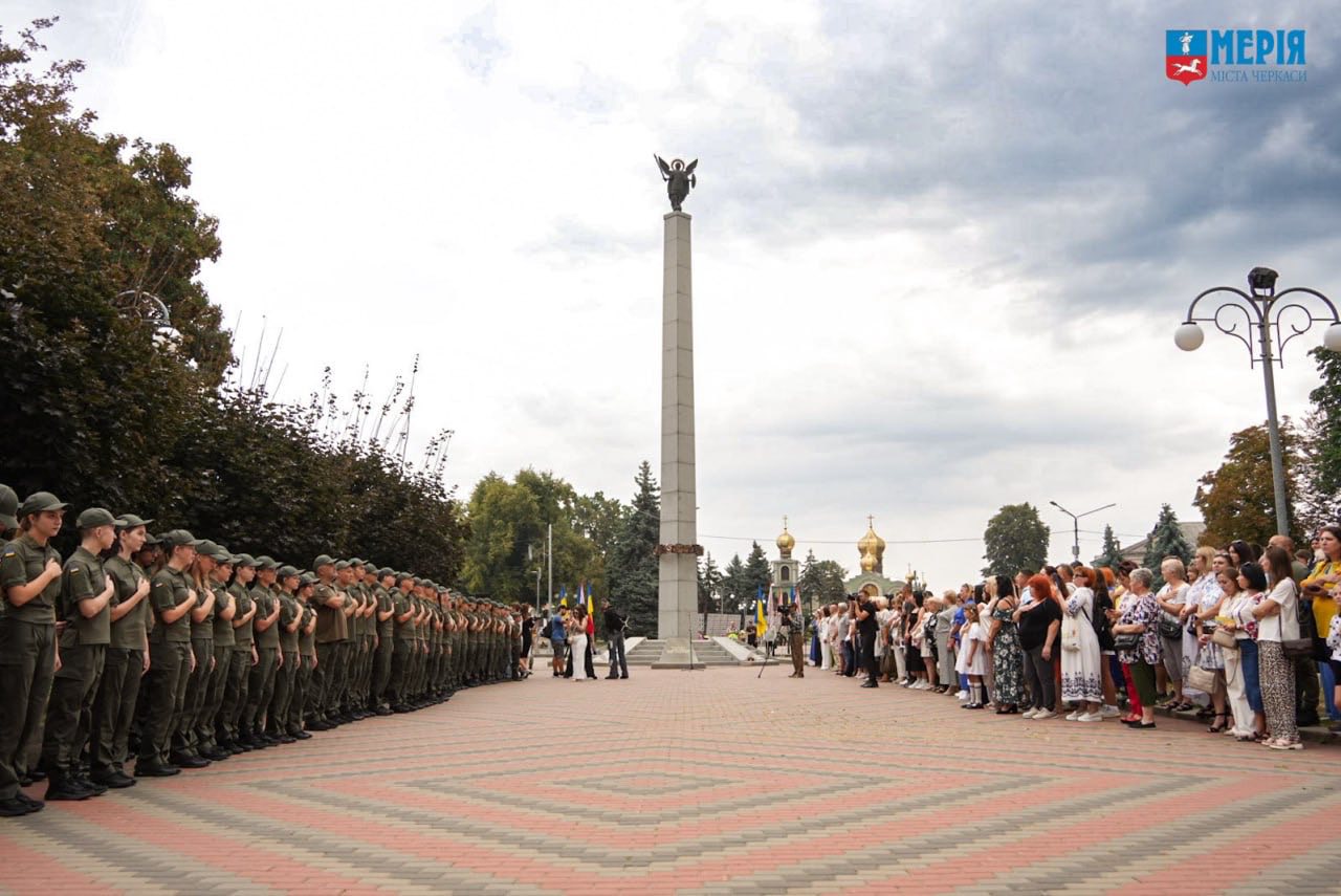 У Черкасах відкрили перший в області ліцей з посиленою військово-фізичною підготовкою - фото 2