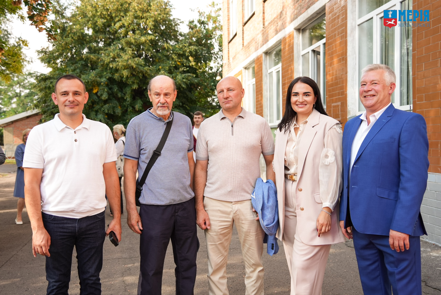 Свято першого дзвоника відбулось у ліцеї «ФІМЛІ», який нещодавно перепрофілювали у науковий - фото 2