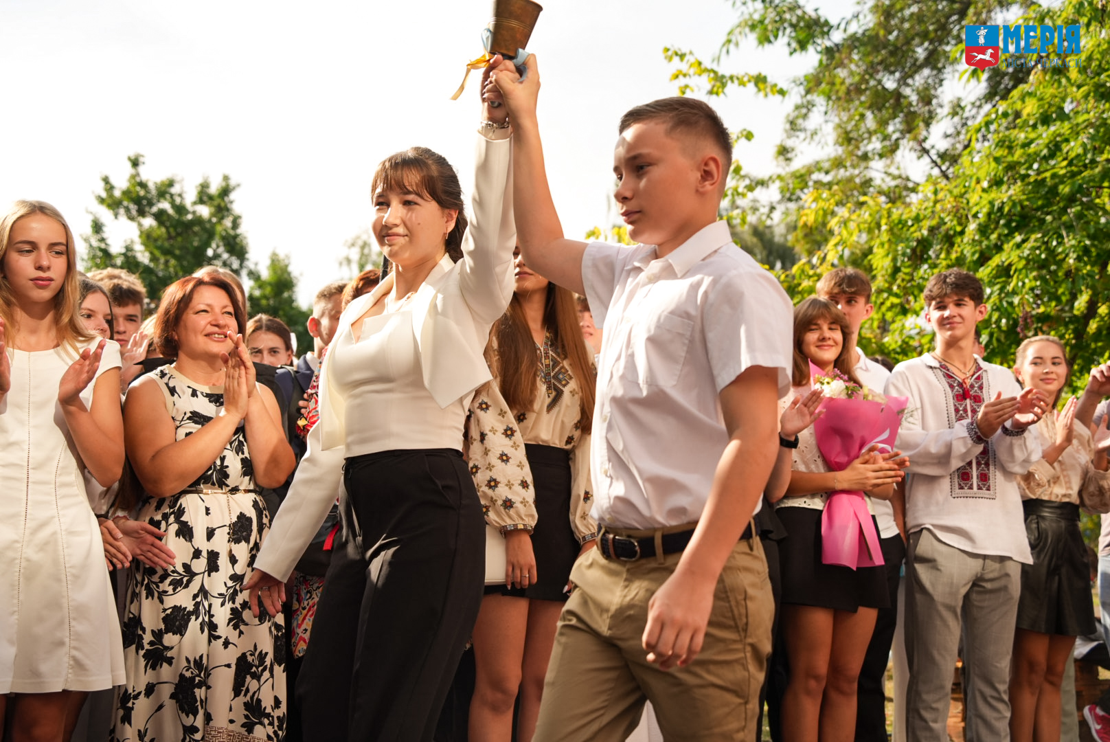 Свято першого дзвоника відбулось у ліцеї «ФІМЛІ», який нещодавно перепрофілювали у науковий - фото 5