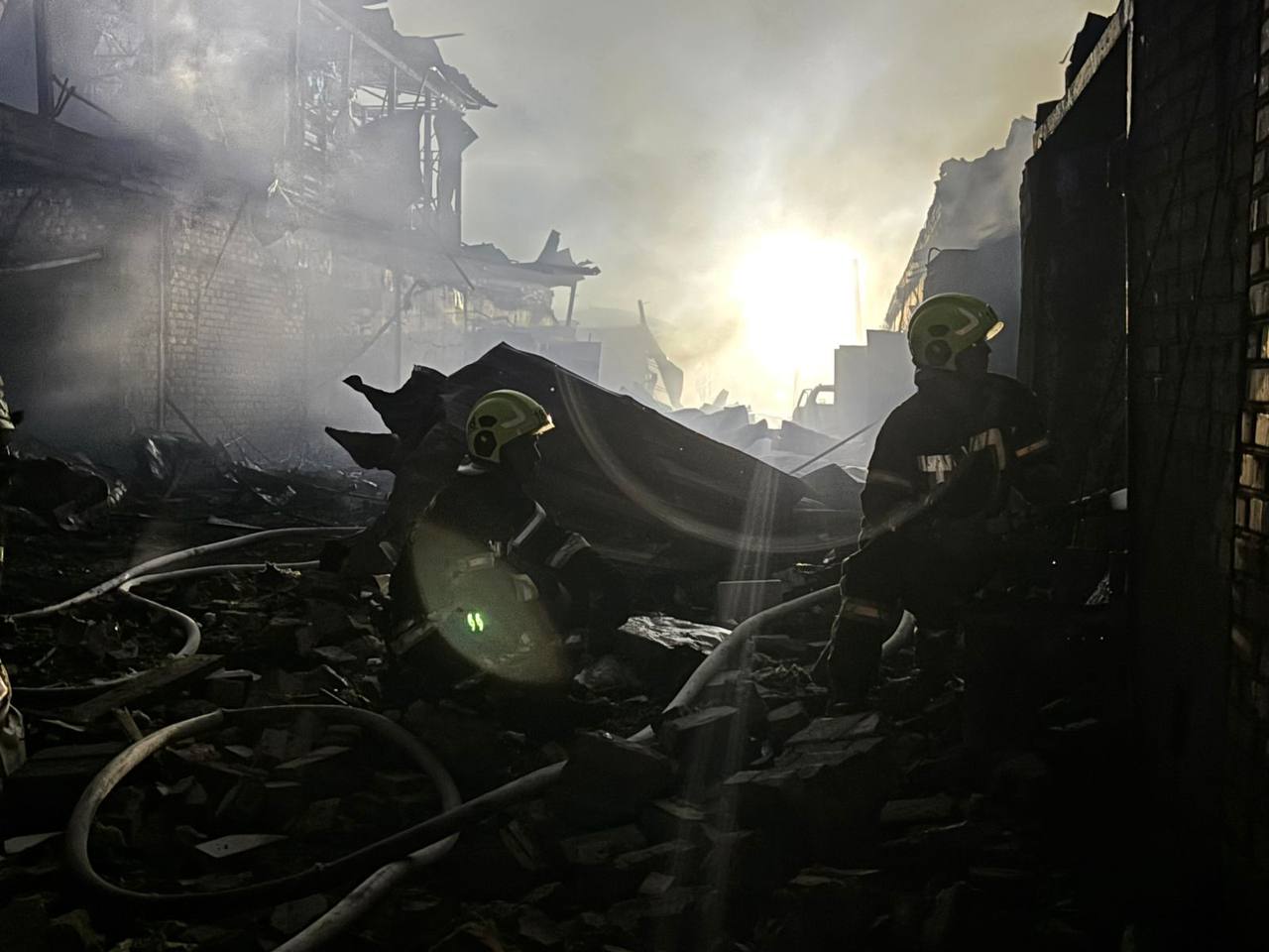 У Білій Церкві пошкоджено будинки, школу та гаражі. Один чоловік загинув - фото 3