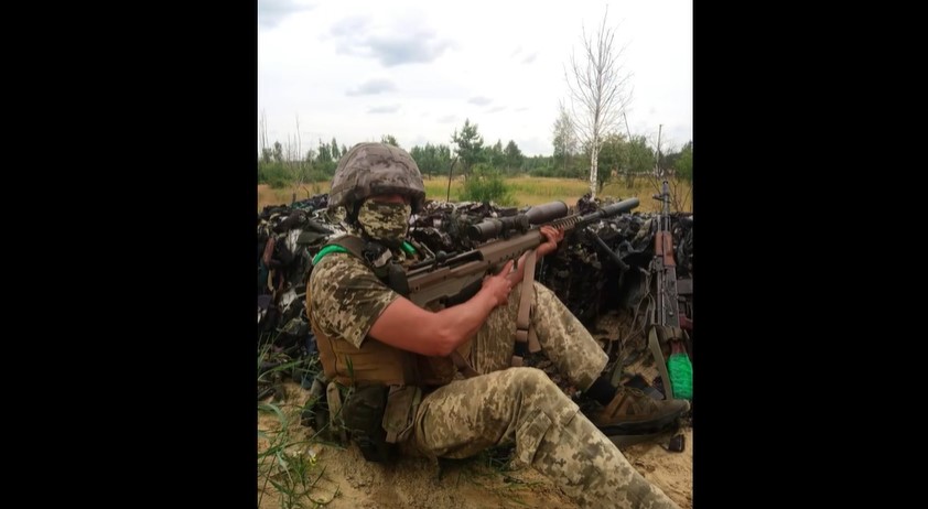 Тактика, холодний розум і сила духу: історія снайпера-прикордонника з Вінниччини