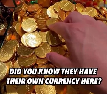 Музеї, солодощі та фонтан: як блогер з Каліфорнії подорожував Вінницею - фото 4