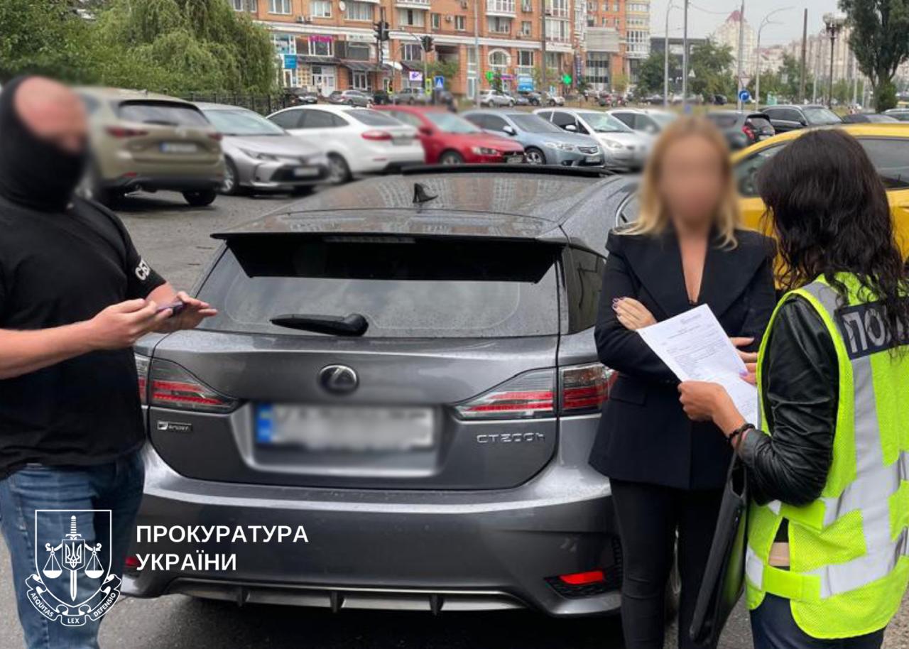 В Києві за 15 тисяч євро військовозобов’язаних «бронювали» у виші - фото 3