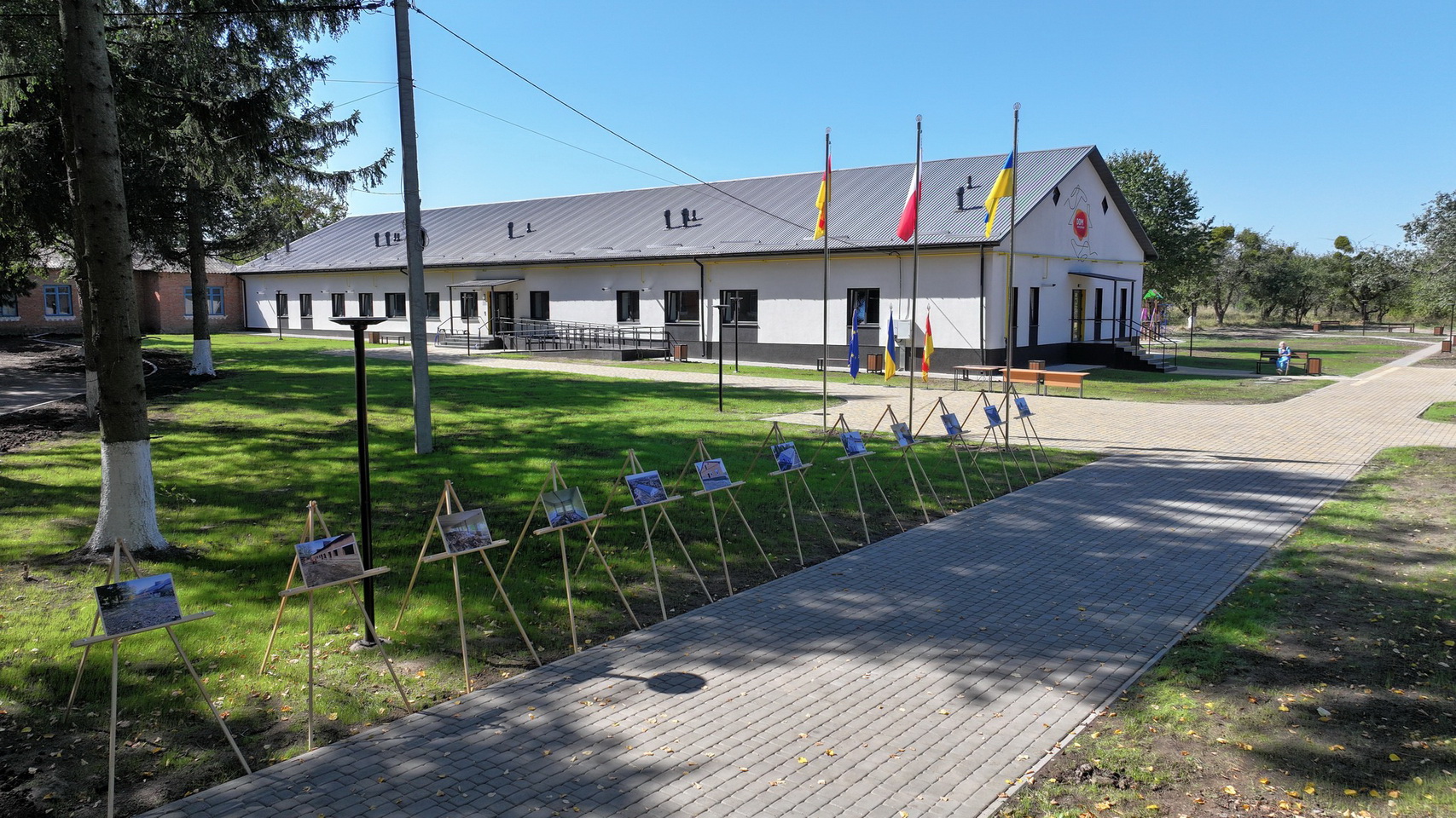 У громаді на Вінниччині 14 родин ВПО отримали ключі від нових смарт-квартир - фото 7